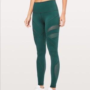 Lululemon High-Rise Wunder Under Mesh in dark green
